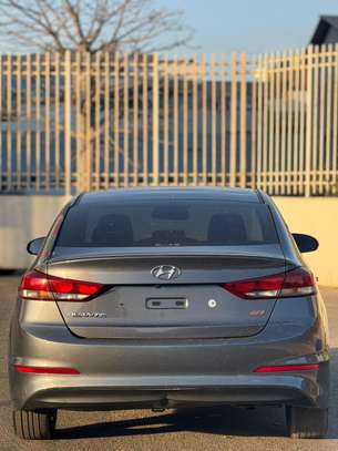 Hyundai Avante GDI 2017 image 4