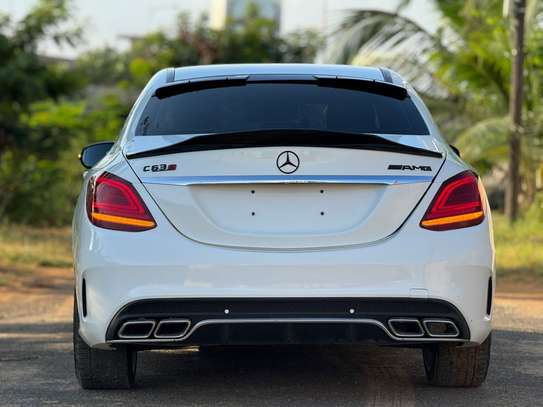 MERCEDES BENZ C200 63s AMG 2018 image 7