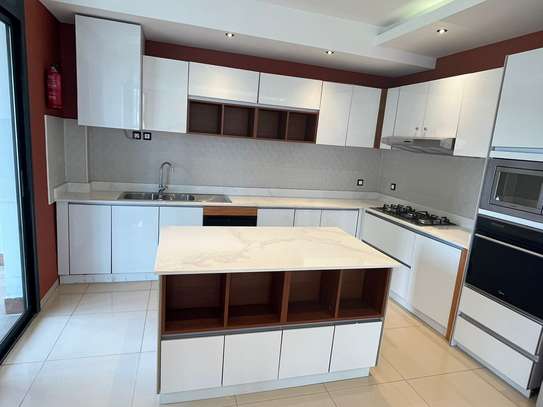 Appartement Haut Standing Neuf Almadies 202 m² image 14