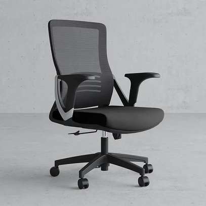 Chaise de bureau orthopédique image 1
