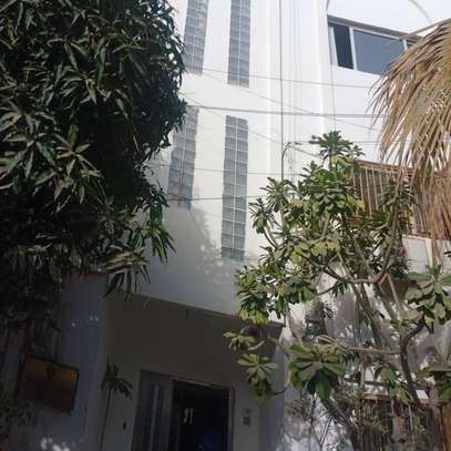 APPARTEMENT GRAND STANDING A LOUER A  MERMOZ image 1