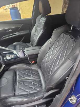 PEUGEOT 3008 2019 image 6