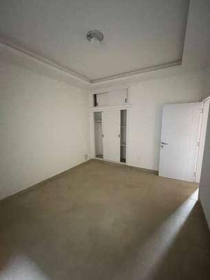 Magnifique appartement de type F4 à louer image 15