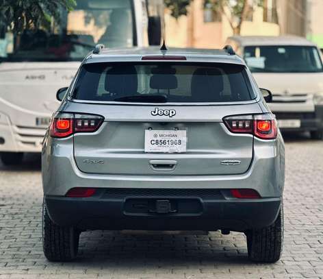JEEP Compass 2018 image 4