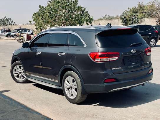 Kia sorento 2017 image 2