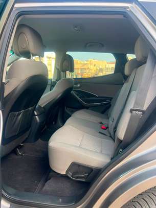 Hyundai Santafe 2016 image 6