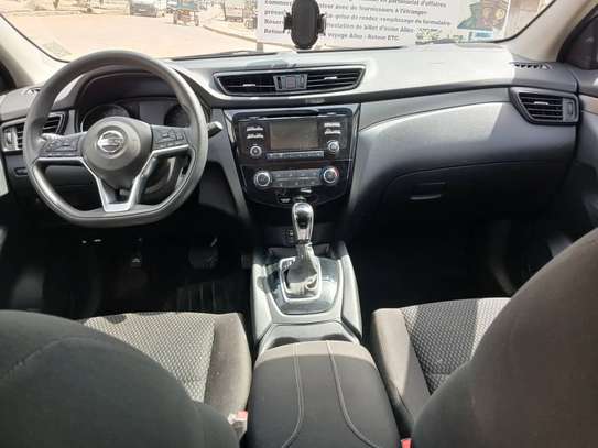 Nissan  QASHQAI 2018 image 9