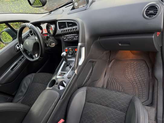 Peugeot 3008 diesel image 12