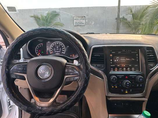 Jeep grand Cherokee année  2014 image 5