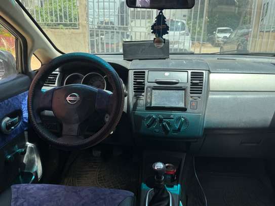 Nissan versa manuel 2010 image 5