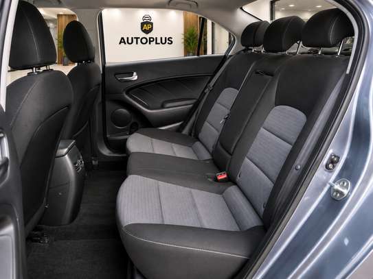 Kia Forte 2018 image 6