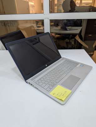 HP pavilion i5 7ieme 8gb de ram 256 image 3