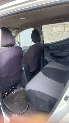 Mitsubishi L200 2022 image 5