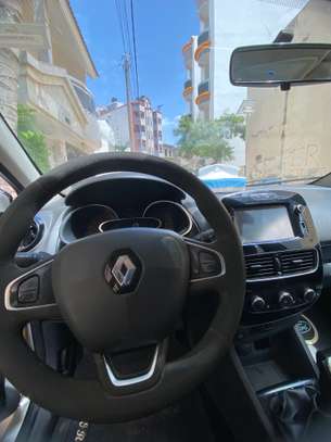 RENAULT CLIO 4 GT 2018 image 4