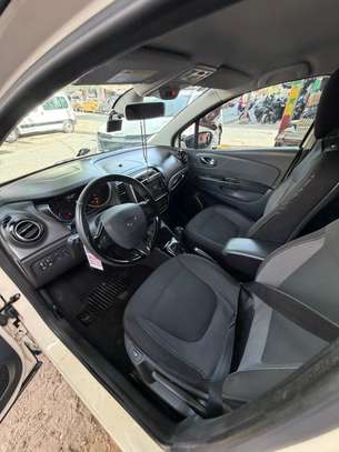 RENAULT QM3 BEIGE image 9