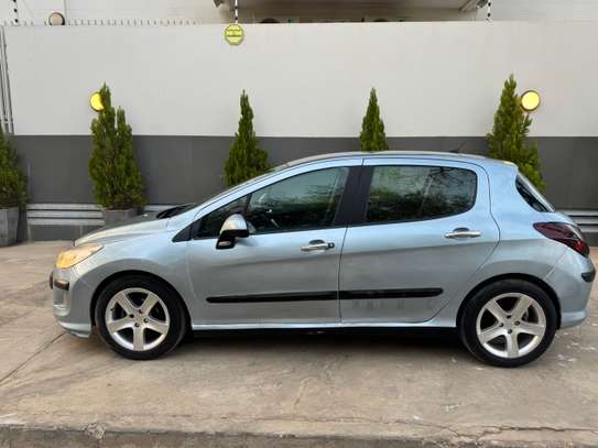 Peugeot 308 image 8