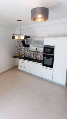 STUDIO MODERNE image 5