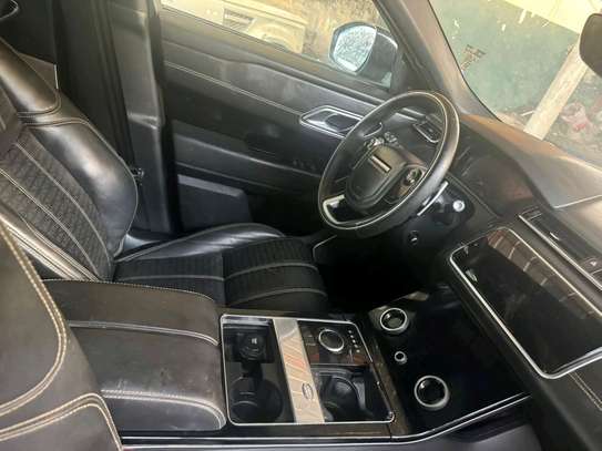 Range rover velar 2018 image 7