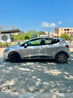Renault Clio 4 | Année 2017 image 8