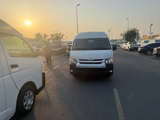 Toyota Hiace 2018 image 11