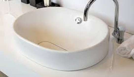 Lavabo colonne blanc céramique design moderne image 2