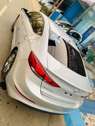 Hyundai avante 2018 image 11