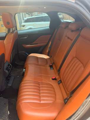 JAGUAR F-PACE 20d 2017 image 4