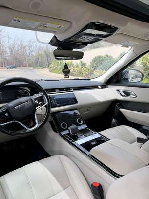 Range rover velar 2022 image 8