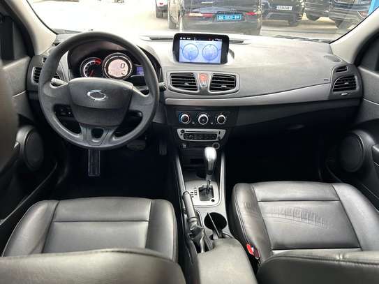 Renault Sm3 2019 essence full options image 4