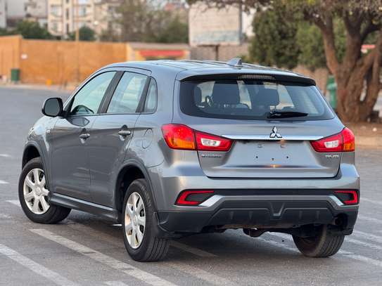 Mitsubishi Outlander / RVR 2019 essence 2.0L image 4