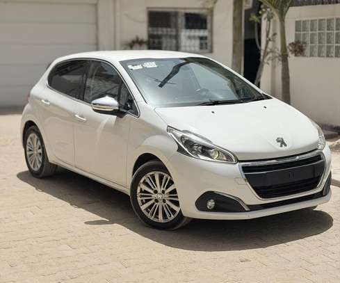 Peugeot 208 diesel à vendre. image 7