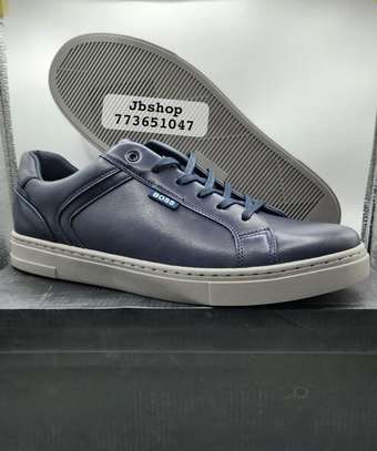 Balmain Chaussures Bleu Marine Antidérapantes Élégantes image 6
