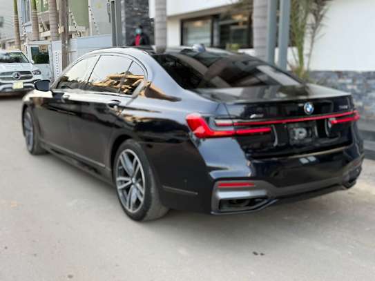 BMW SÉRIE 740i 2021 image 13