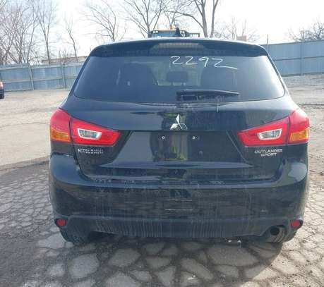 MITSUBISHI OUTLANDER SPORT sous douane image 15