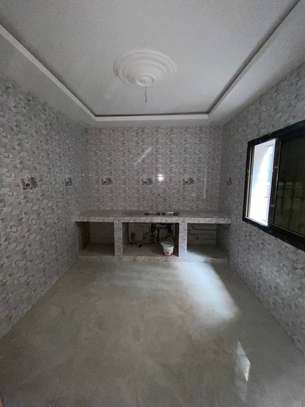Appartement F4 à louer aux Maristes image 1