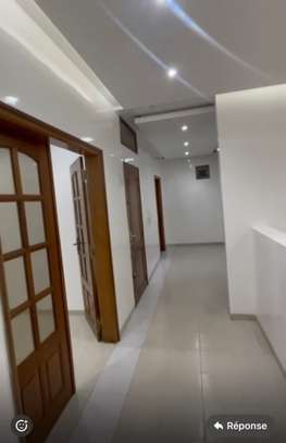 UNE VILLA WN DUPLEX image 2