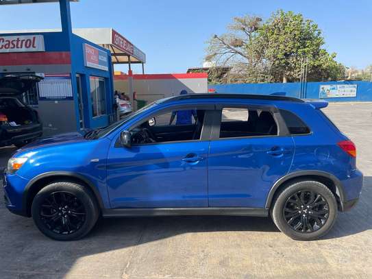 Mitsubishi RVR image 10