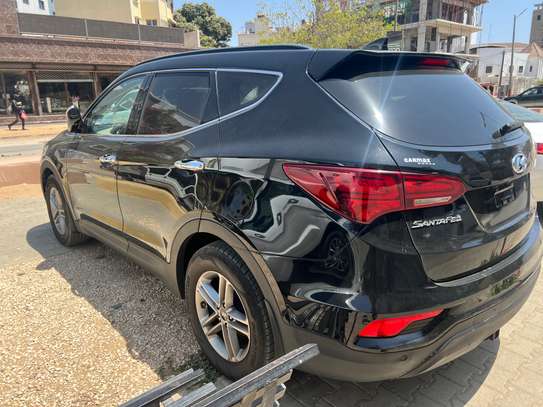 Hyundai Santafe limited image 4