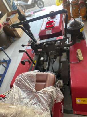 Machine agricole mini tracteur polyvalent image 4