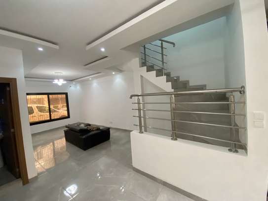 Magnifique Appartement Duplex au almadies image 1