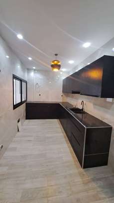 3 CHAMBRES A LOUER A NGOR-ALMADIES image 1