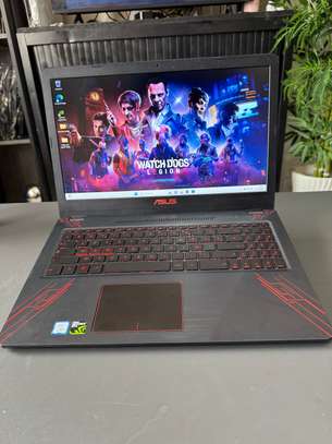 Asus gamer i5 8th gtx 1050 image 2