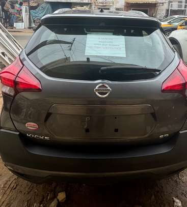Nissan kick 2019 image 3
