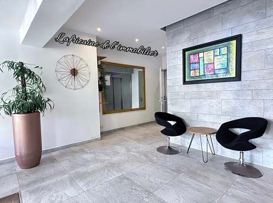 Studio meublé à louer – Point E image 8