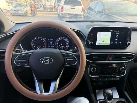 Hyundai santa fe image 8