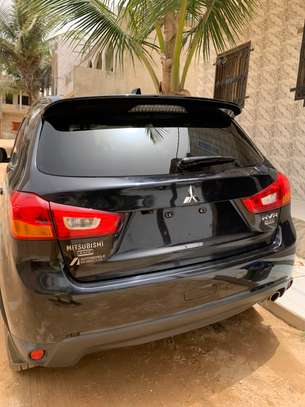Mitsubishi RVR black edition image 15