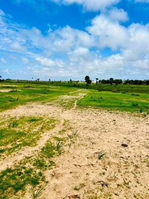 Terrain titre foncier à vendre à lac rose image 5