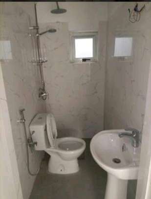 Sacré cœur appartement de type F4 à louer avec T privée image 8