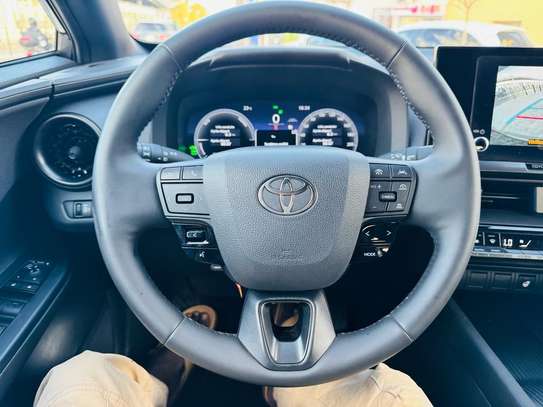 Toyota C-hr 2024 image 6