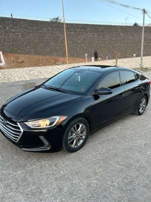 Elantra 2018 image 1